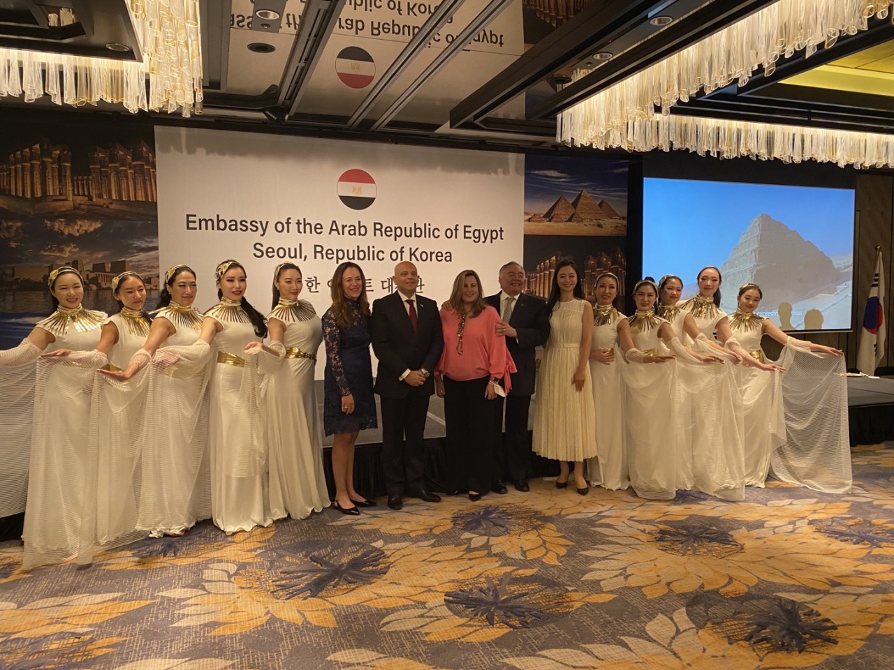 Egyptian Ambassador Khaled Abdel Rahman poses for group photo with his spouse and artists for Egypt’s National Day celebrations at the Four Seasons Hotel in Seoul, July 22. (Sanjay Kumar/The Korea Herald)