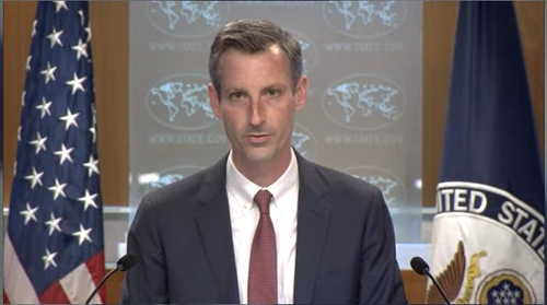 State Department Press Secretary Ned Price is seen speaking in a daily press briefing in Washington on Thursday in this image captured from the department's website. (Yonhap)