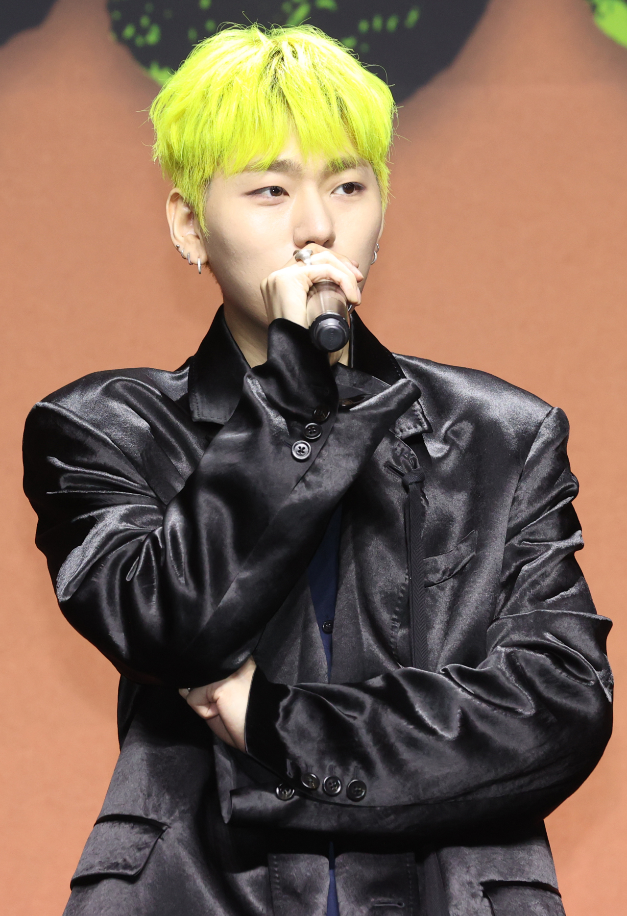 Rapper Zico poses during a press conference held in Seoul for his 4th EP, “Grown Ass Kid,” on Monday. (Yonhap)