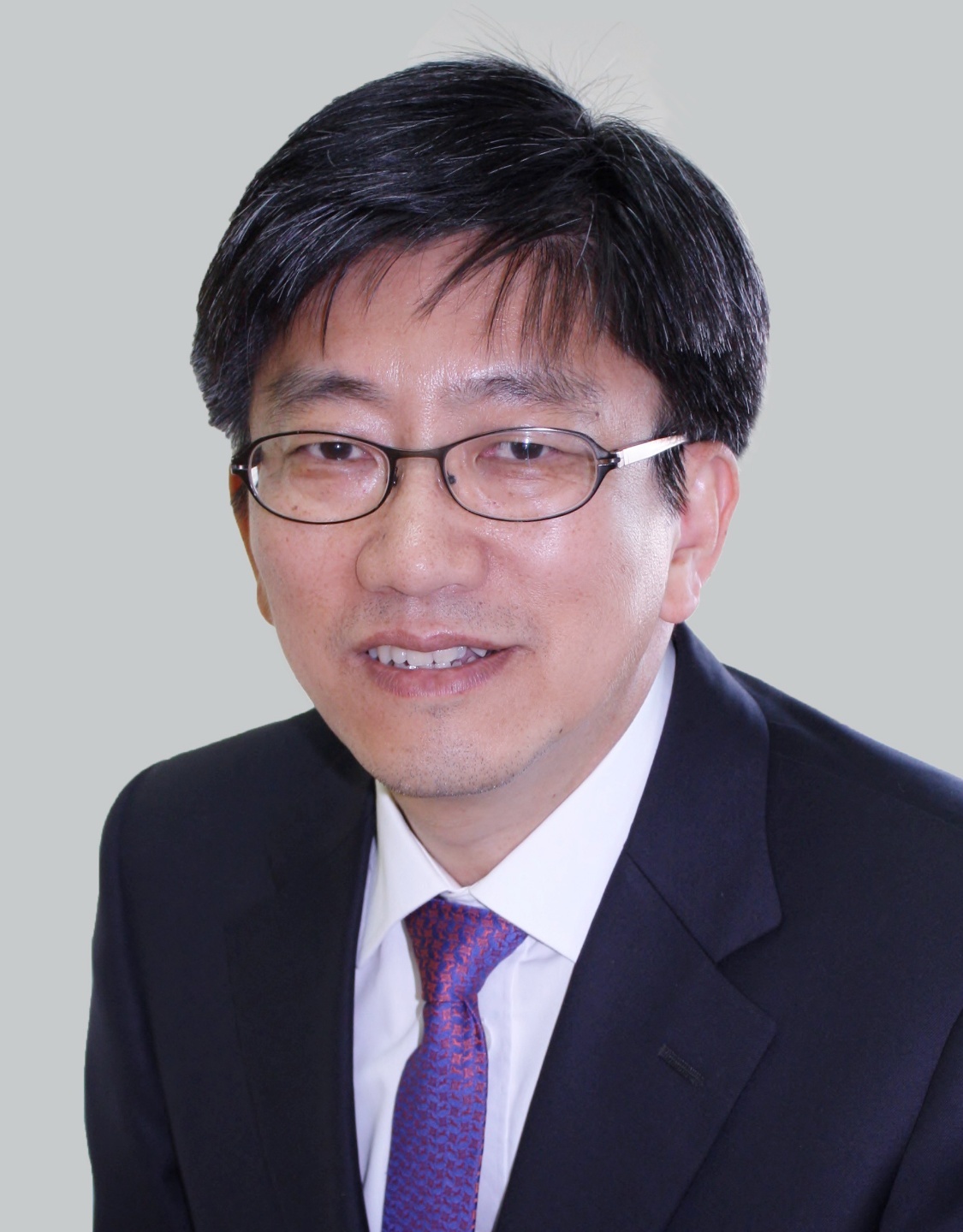 Lee Hee-jin, a professor of the Graduate School of International Studies in Yonsei University and director at the Center for Converging Industries and Standardization in the same University.