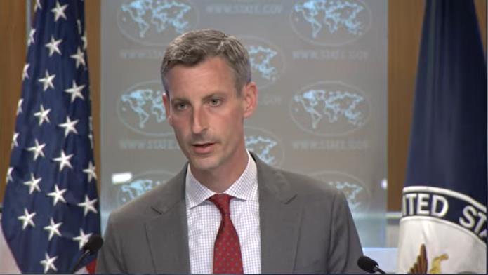 State Department Press Secretary Ned Price is seen answering questions in a press briefing in Washington on Monday, in this image captured from the department's website. (Yonhap)