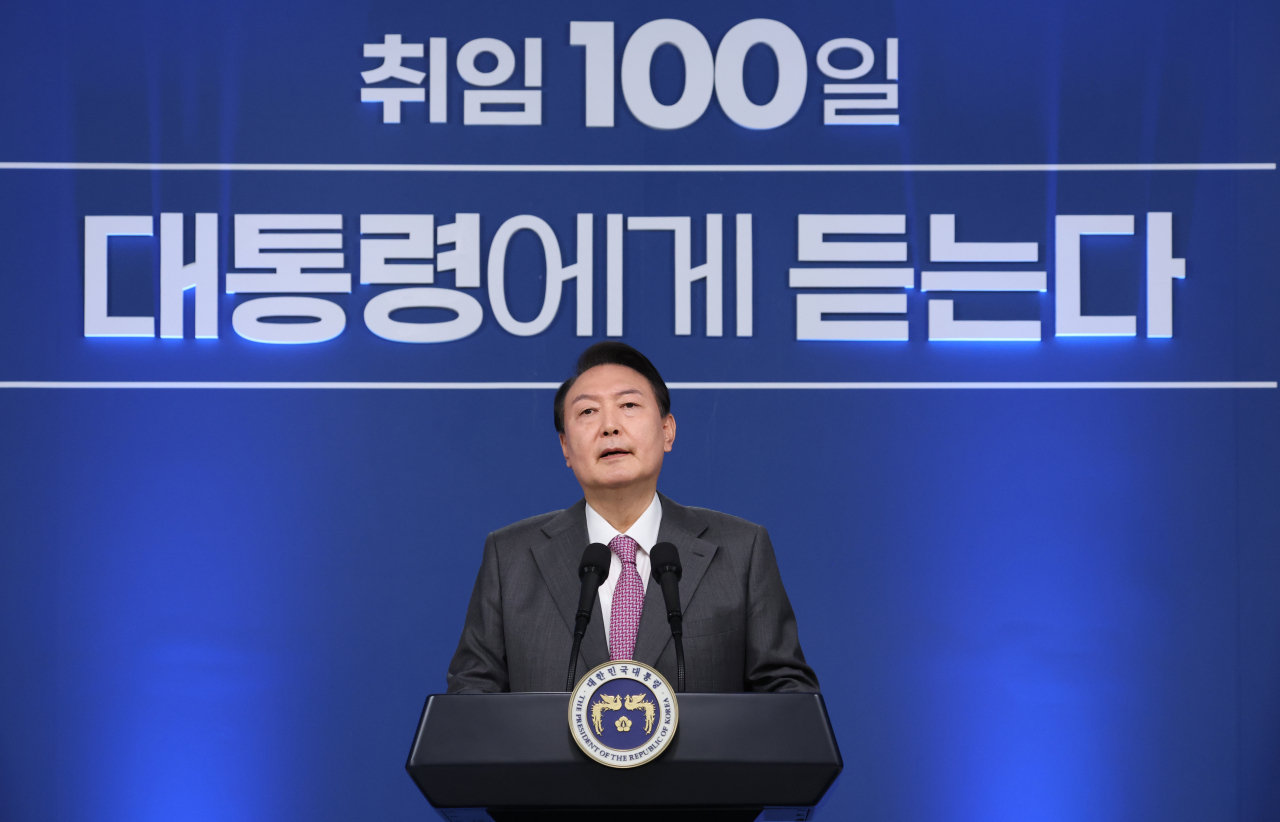 President Yoon Suk-yeol holds a news conference at the presidential office in Seoul on Aug. 17, 2022, on the occasion of his 100th day in office. (Yonhap)