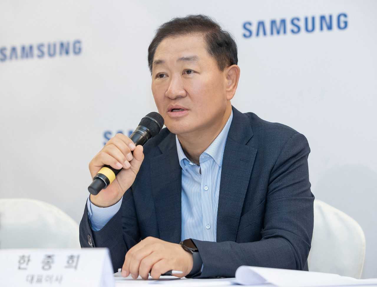 Samsung Electronics co-CEO Han Jong-hee speaks at a press conference on Thursday on the sidelines of the IFA trade show that kicks off in Berlin on Friday. (Samsung Electronics)