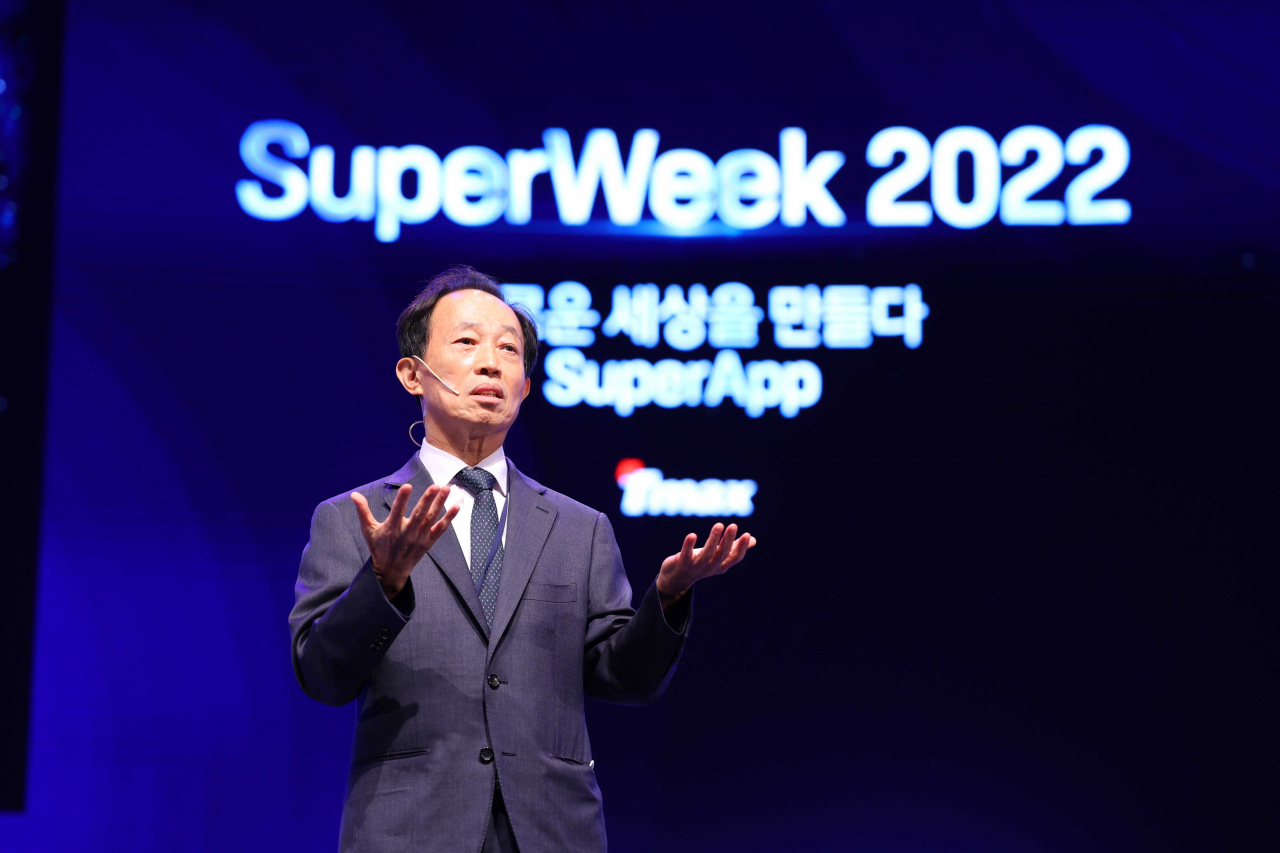 Tmax Group founder Park Dae-yeon delivers a speech at SuperWeek 2022 held on Tuesday in Seoul. (Tmax Group)