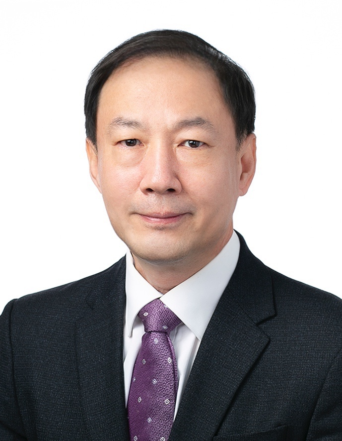 Professor Lee Nae-chan, author of 