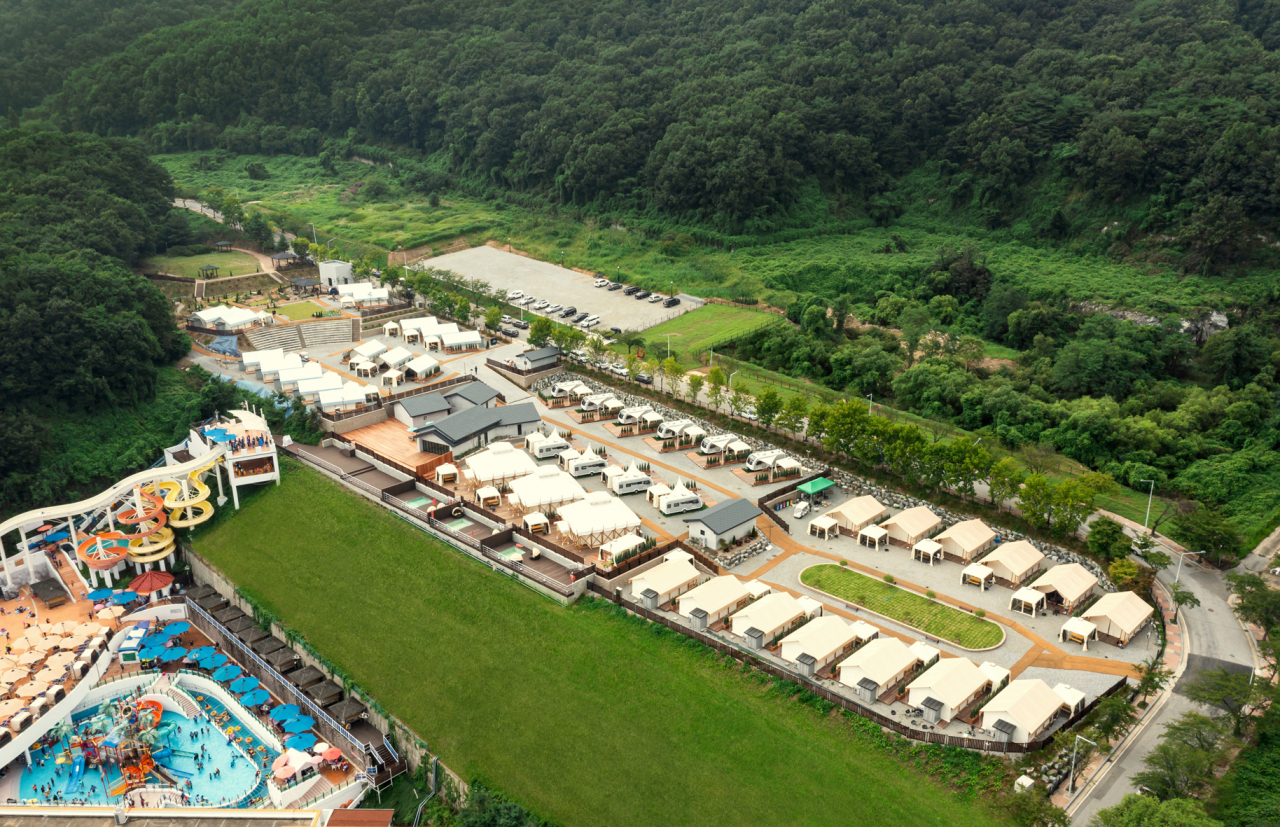 An aerial view of Asan Spafore (Kumho Resort)