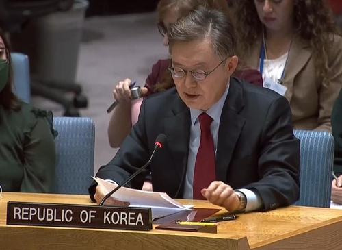 This image, captured from United Nations Web TV, shows South Korean ambassador to the UN Hwang Joon-kook addressing a UN Security Council session in New York. (United Nations Web TV)