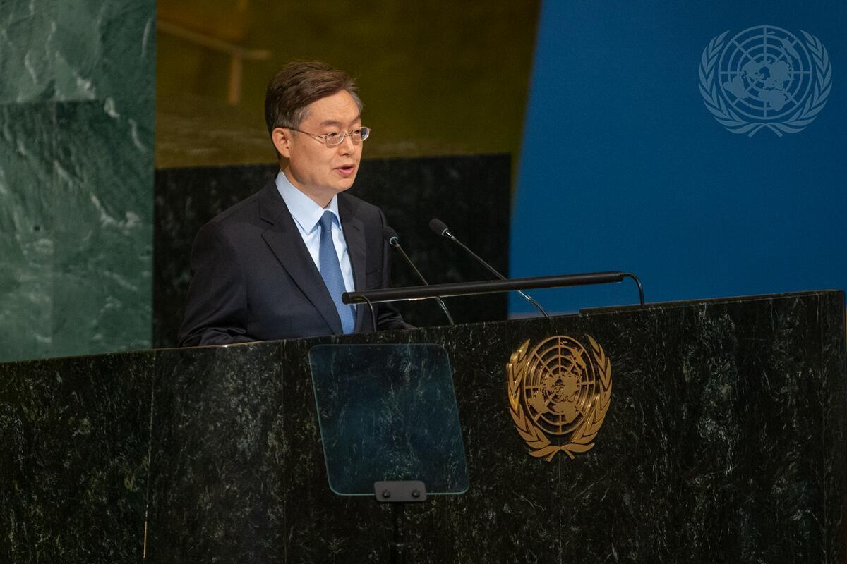 Hwang Joon-kook , Permanent Representative of the Republic of Korea to the United Nations, addresses the resumed 11th Emergency Special Session of the General Assembly on Ukraine.(UN Photo/Cia Pak)