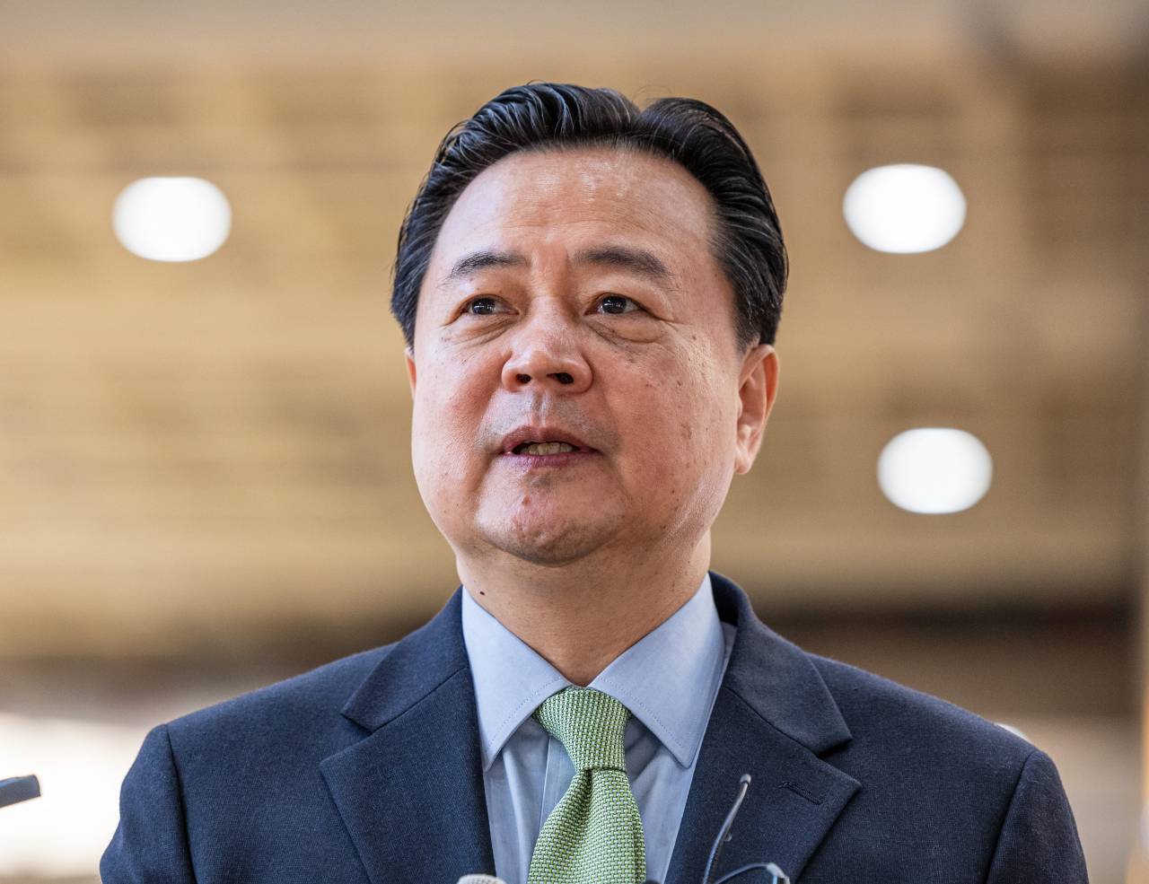 South Korea's First Vice Foreign Minister Cho Hyun-dong speaks to reporters before taking off for Tokyo, at Gimpo International Airport on Tuesday. (Yonhap)