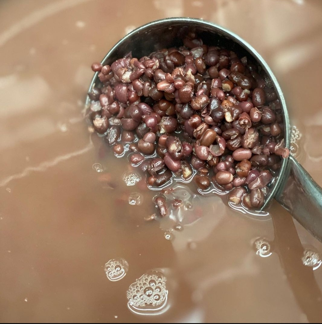Red beans for making patjuk (Farmer's Market Patjib)