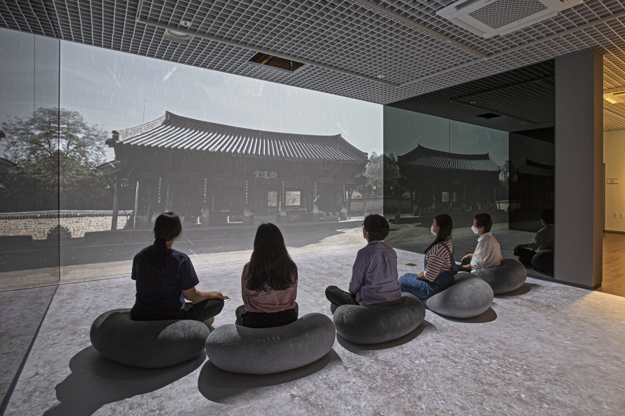 Immersive art installation shows the Eungdodang lecture hall of Donam Seowon in Nonsan, South Chungcheong Province (Institute of Korean Confucian Culture)