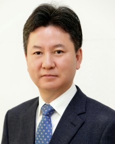 Interior Vice-Minister Han Chang-seob