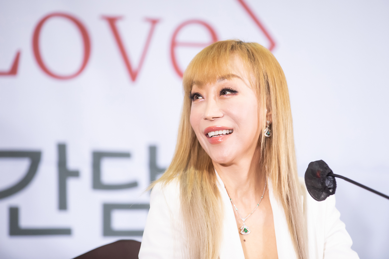 Soprano Sumi Jo speaks during a press conference held in central Seoul on Tuesday. (SMI)