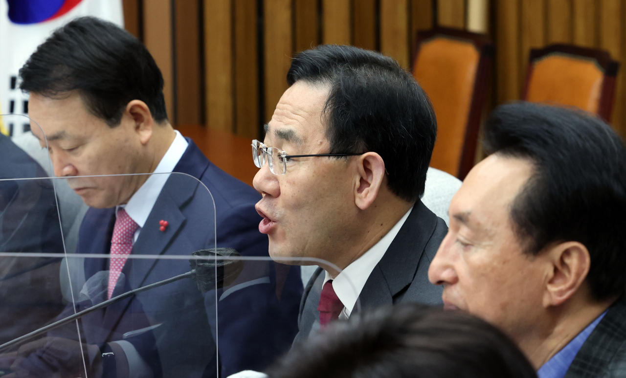 People Power Party floor leader Joo Ho-young (center) speaks during a party meeting at the National Assembly in Seoul on Tuesday. (Yonhap)