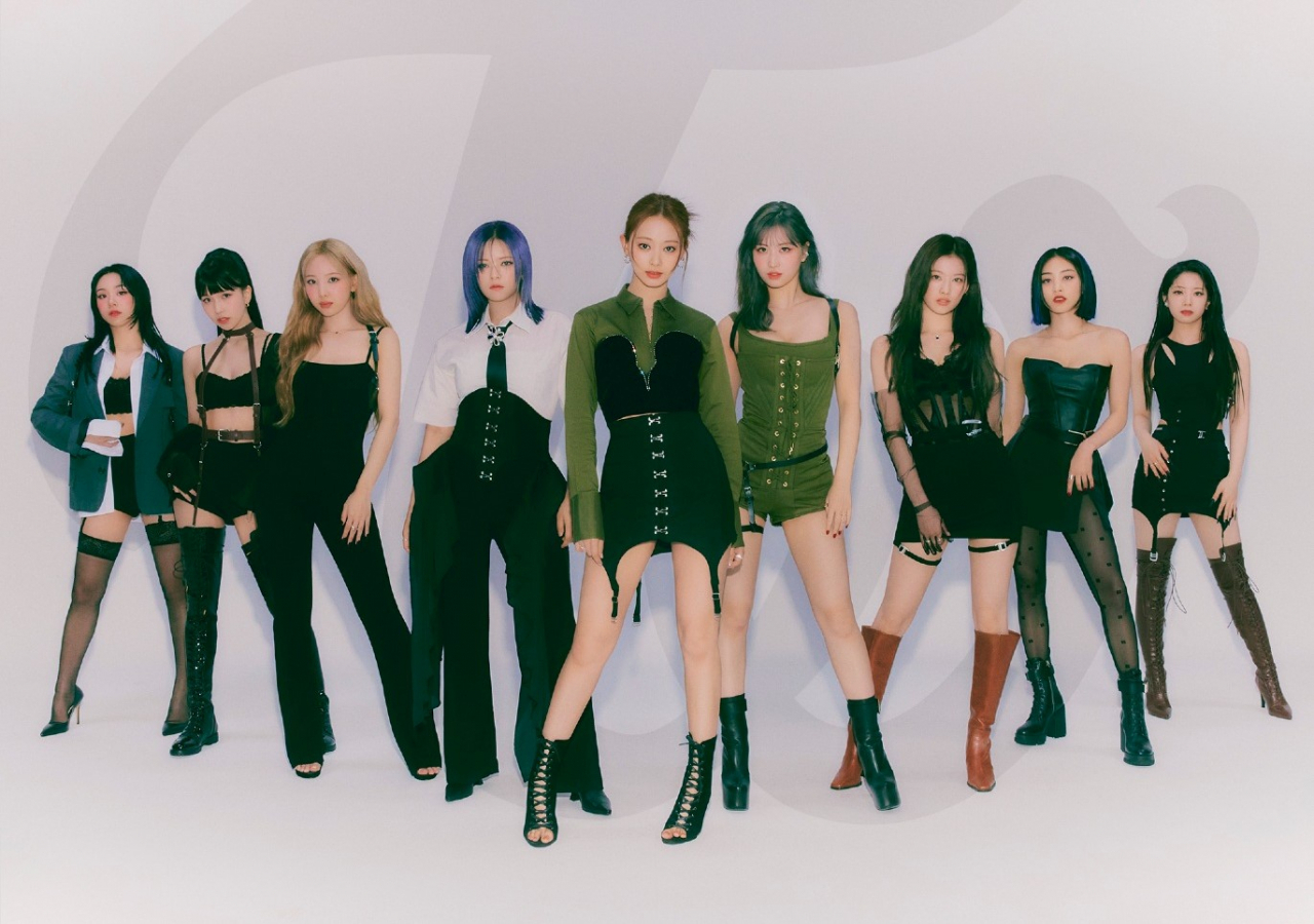 Group concept picture of Twice's 11th EP 