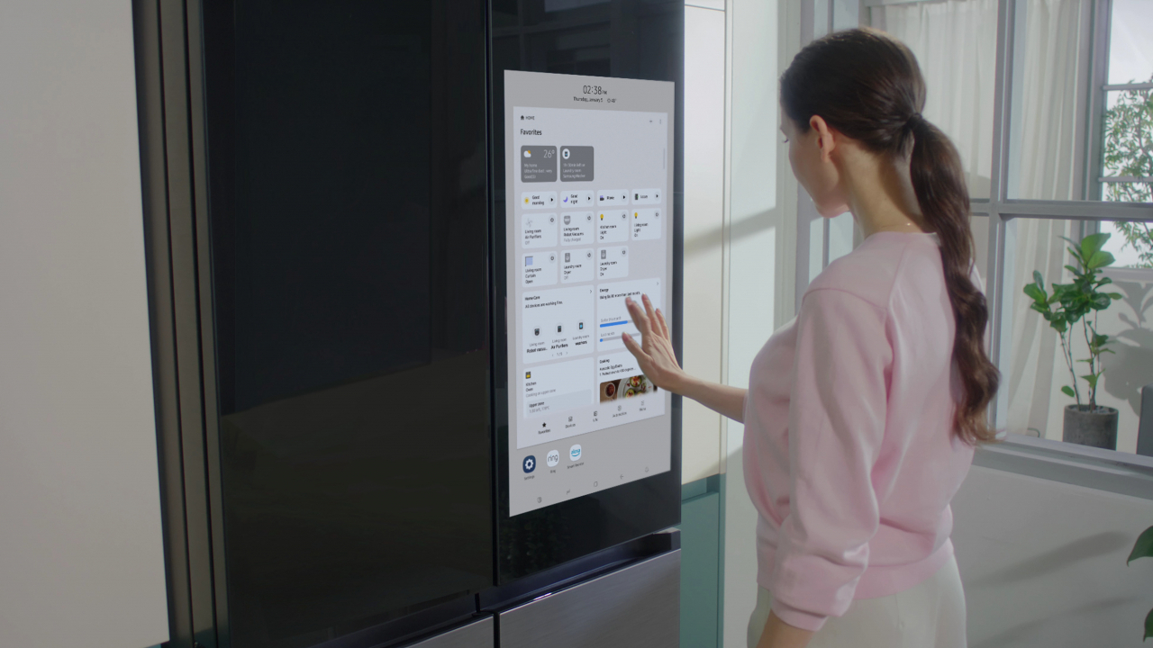 Samsung Electronics to unveil the latest Bespoke Family Hub refrigerator featuring a giant 32-inch touchscreen display at CES 2023. (Samsung Electronics)