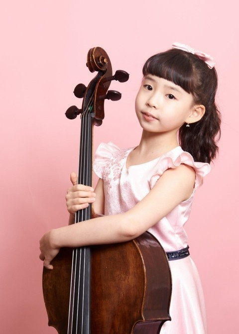 Cellist Kim Jung-a (Korea National University of Arts)