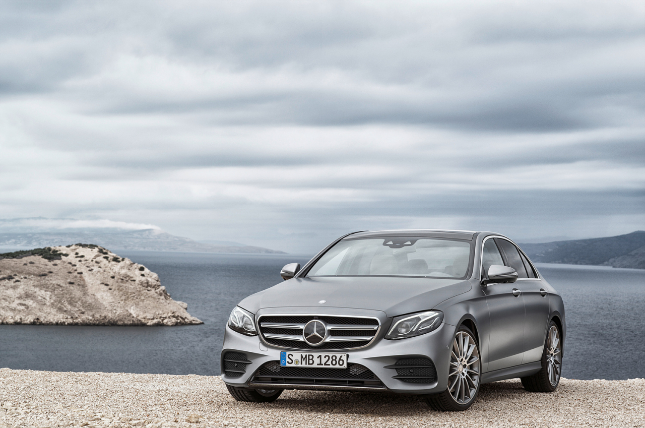 Mercedes-Benz's E-Class sedan was the best-selling import car of 2022, with a total of 28,318 unit sales. (Mercedes-Benz Korea)