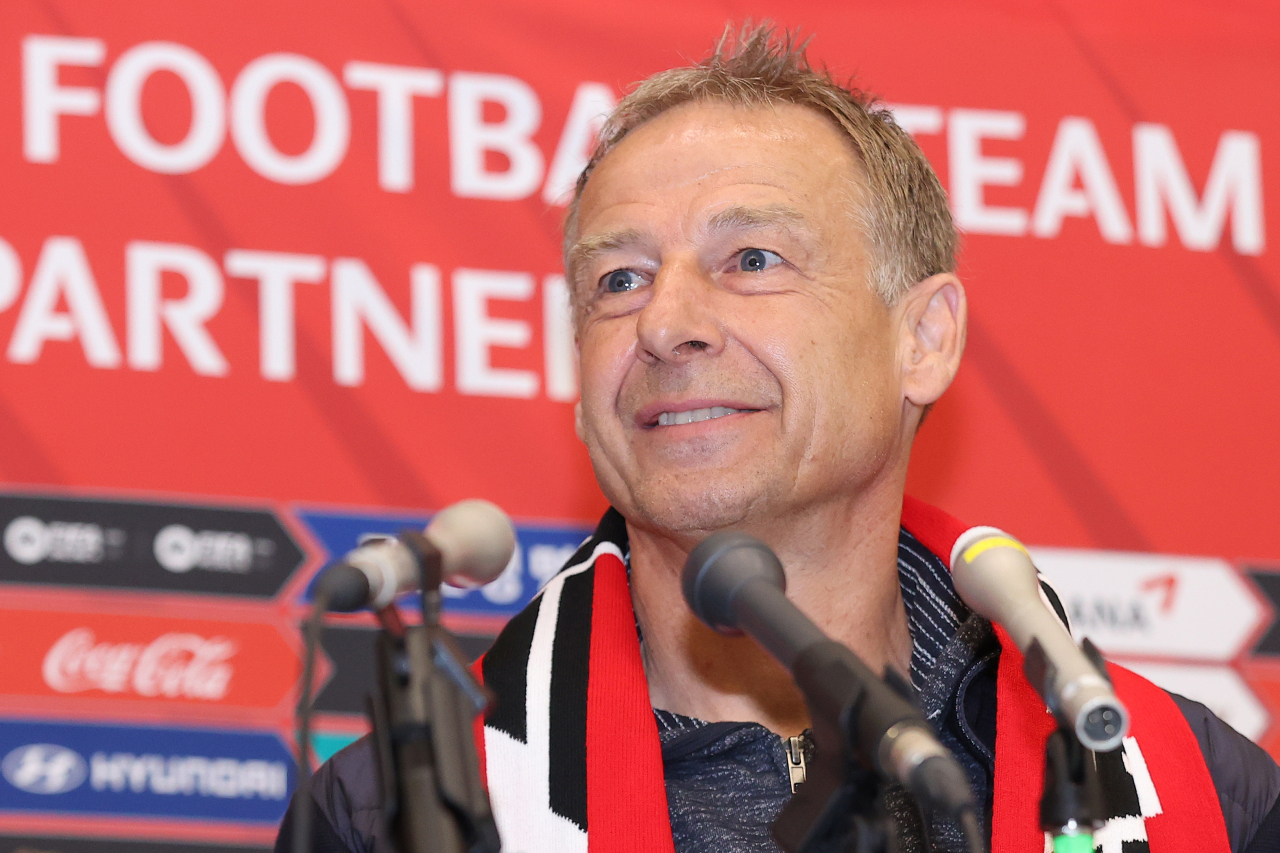 Jurgen Klinsmann, new head coach of the South Korean men's national football team, speaks to reporters at Incheon International Airport, west of Seoul, on Wednesday (Yonhap)