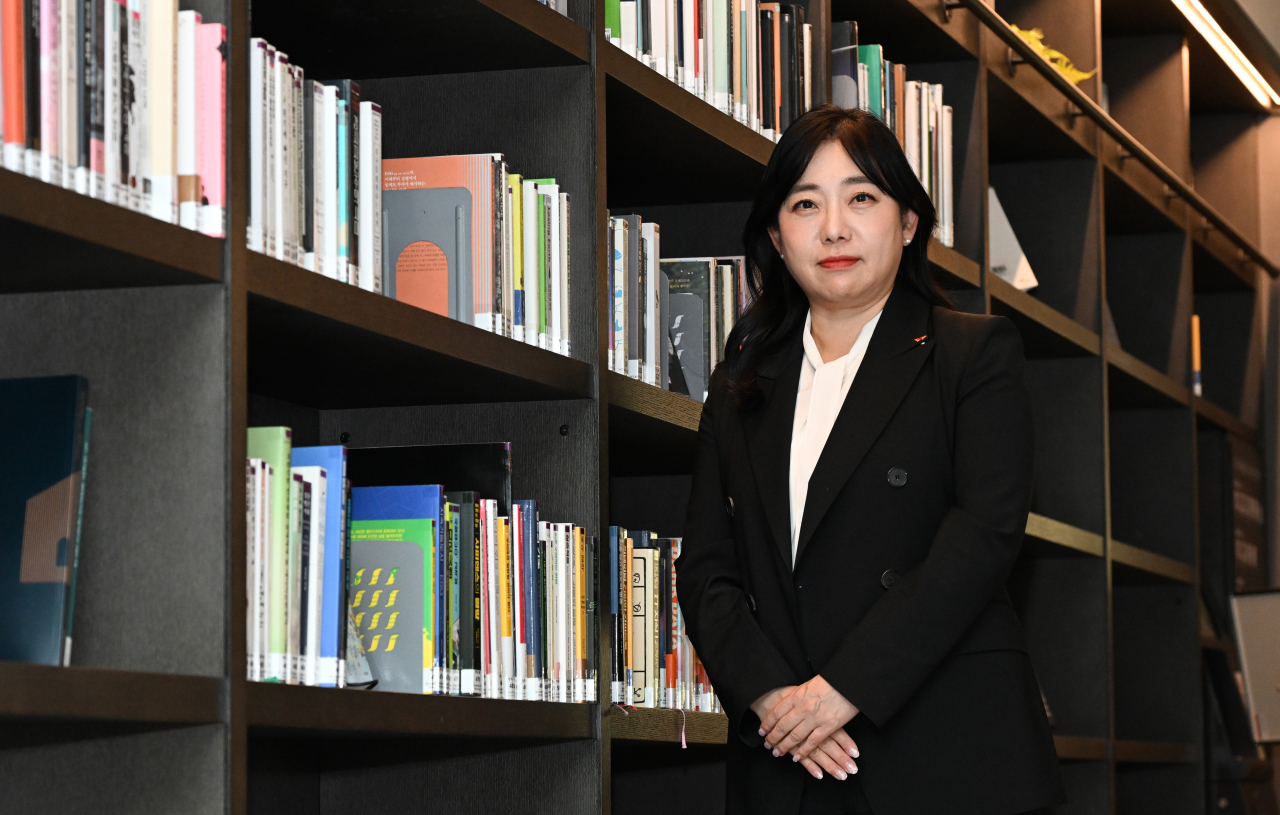 Choi Eun-yeong, vice president and head of global eco-investment at SK Ecoplant, poses during an interview with The Korea Herald at the company's headquarters in Seoul, Monday. (Im Se-jun/The Korea Herald)