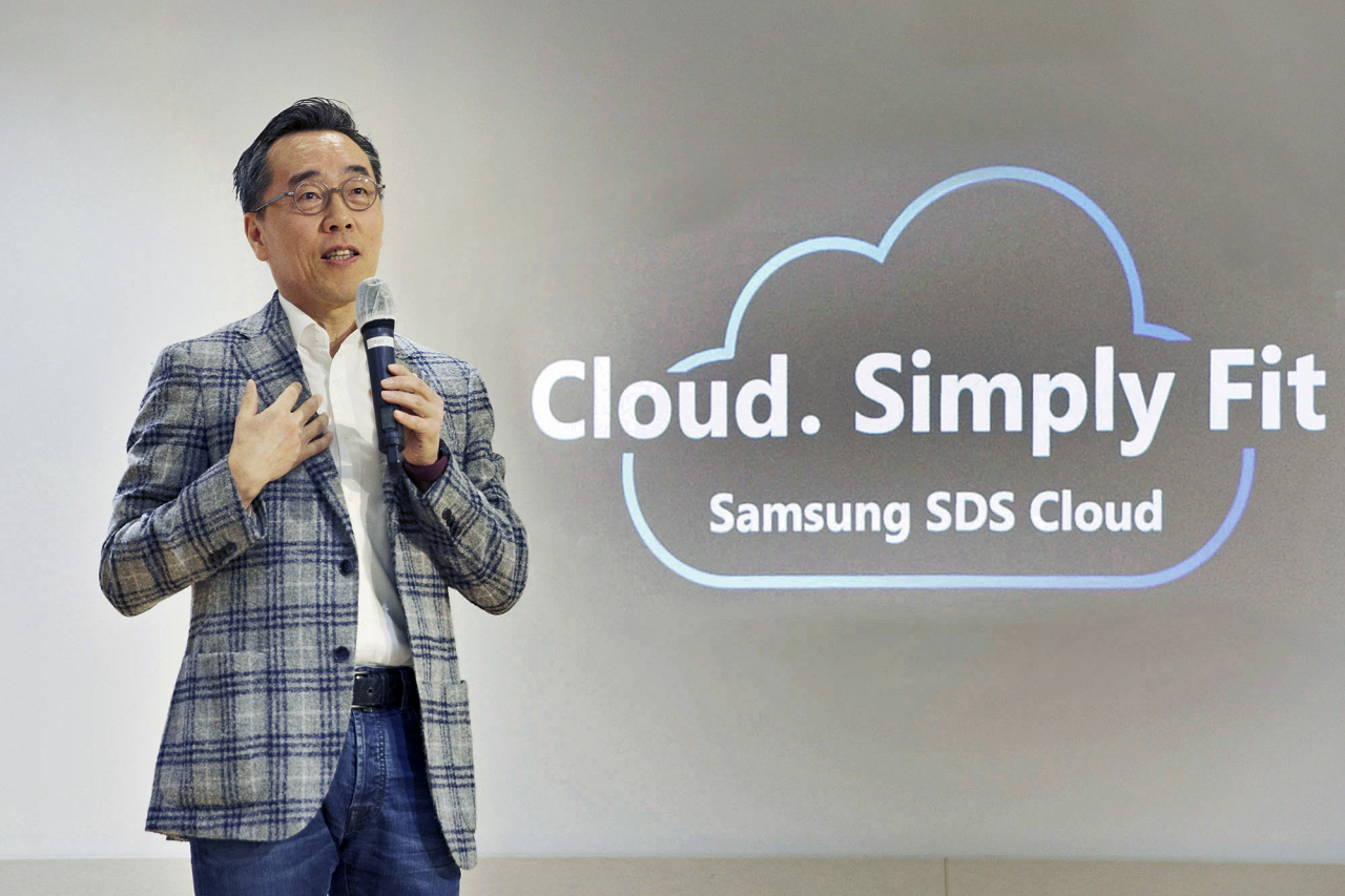 Samsung SDS President and CEO Hwang Sung-woo speaks at a press event at the company's Jamsil campus in Seoul, Friday. (Samsung SDS)