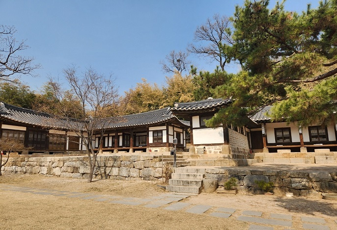 Changnyeongwigung, an ancestral shrine built during the Joseon Dynasty, located within Seoul Dream Forest in Gangbuk-gu, Seoul. (Choi Jae-hee / The Korea Herald)