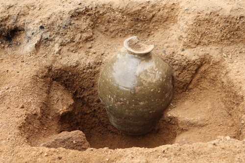 A vase presumed to be from Goryeo Kingdom (918-1392) is found during examination of a site that began in December 2022. (Cultural Heritage Administration)