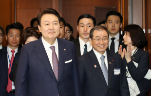 「日本のビジネス界「我々は協力する必要があるものを見つけるだろう」…リーダーとの関係をめぐる競争」 – The Herald Economy