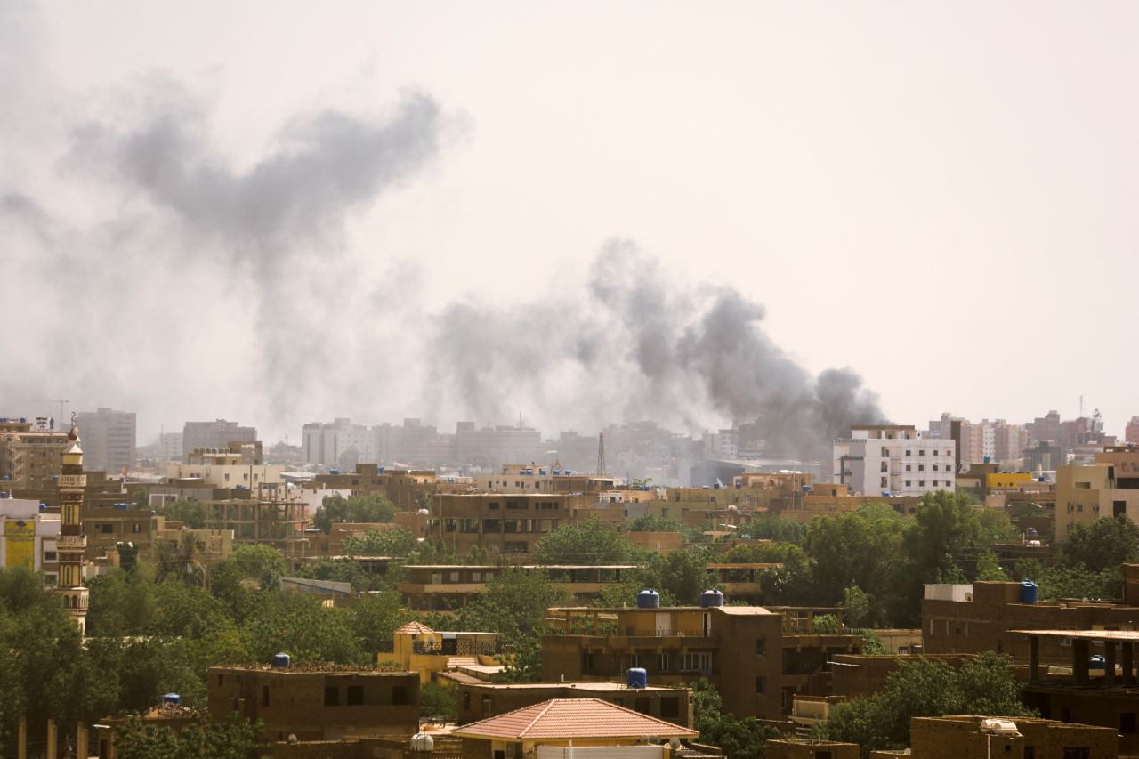 Smoke rises over buildings during clashes between the paramilitary Rapid Support Forces and the army in Khartoum, Sudan April 17, 2023. (Photo - Reuters)