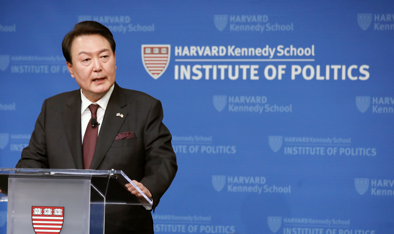President Yoon Suk Yeol gives an address at Harvard Kennedy School in Cambridge, Massachusetts, on Friday. (Yonhap)