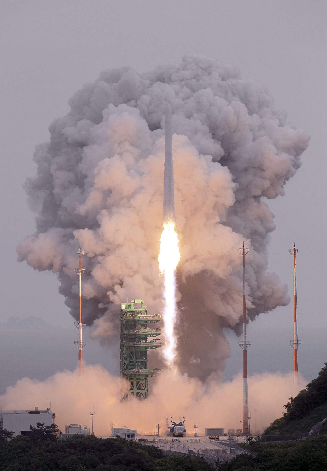 South Korea launches the homegrown Nuri rocket for the third time, Thursday at 6:24 p.m. from the Naro Space Center in Goheung, South Jeolla Province. (Ministry of Science and ICT)