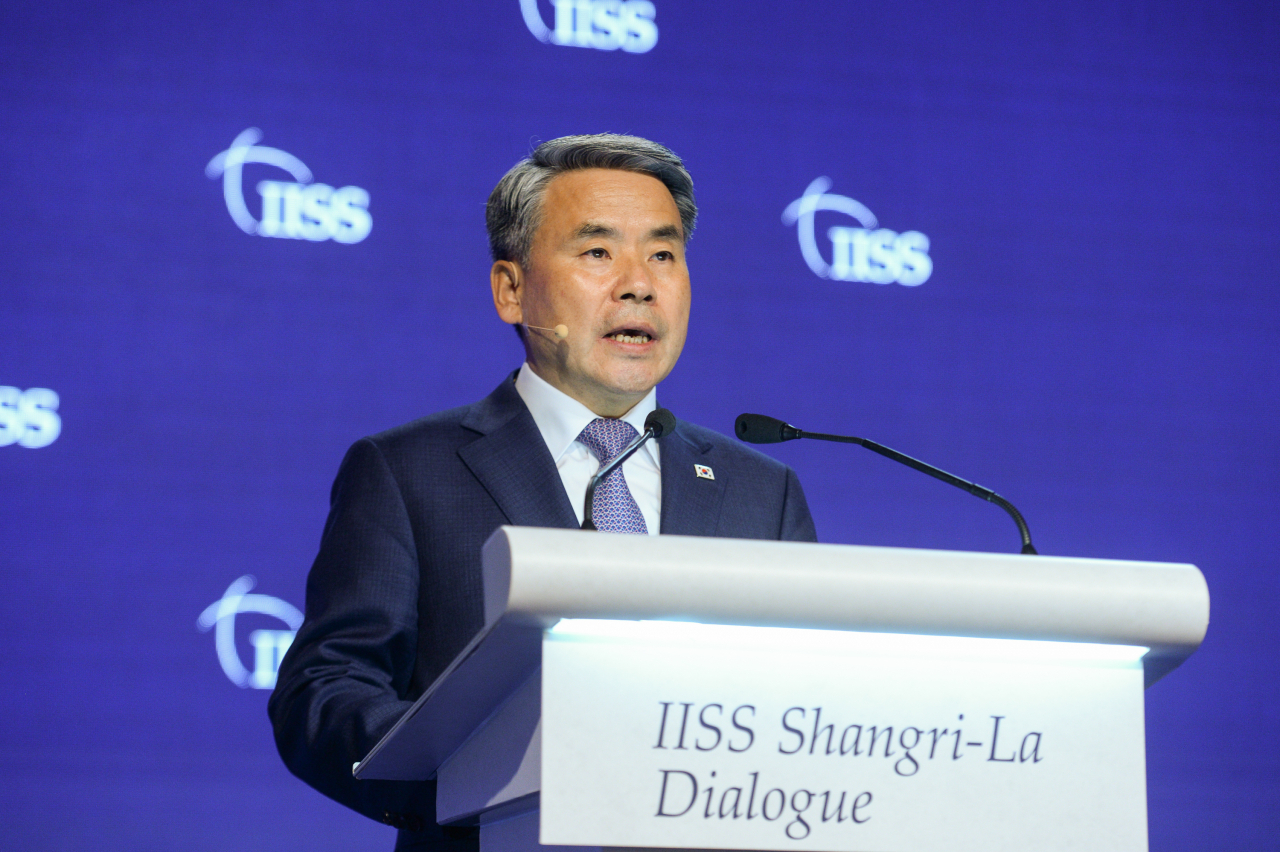 South Korea’s Defense Minister Lee Jong-sup delivers his speech on the Yoon Suk-yeol government’s North Korea policy and Indo-Pacific strategy at the 19th Asia Security Summit, known as the Shangri-La Dialogue, on June 12, 2022. (File Photo - International Institute for Strategic Studies)