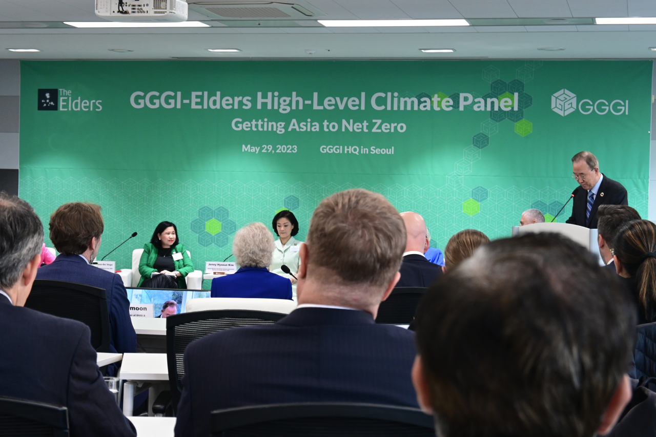 Former UN Secretary-General Ban Ki-moon, who is the current president and chair of the Global Green Growth Institute, delivers opening remarks at the GGGI-Elders High-Level Climate Panel at the GGGI headquarters in Jung-gu, Seoul, Monday. (Sanjay Kumar/The Korea Herald)