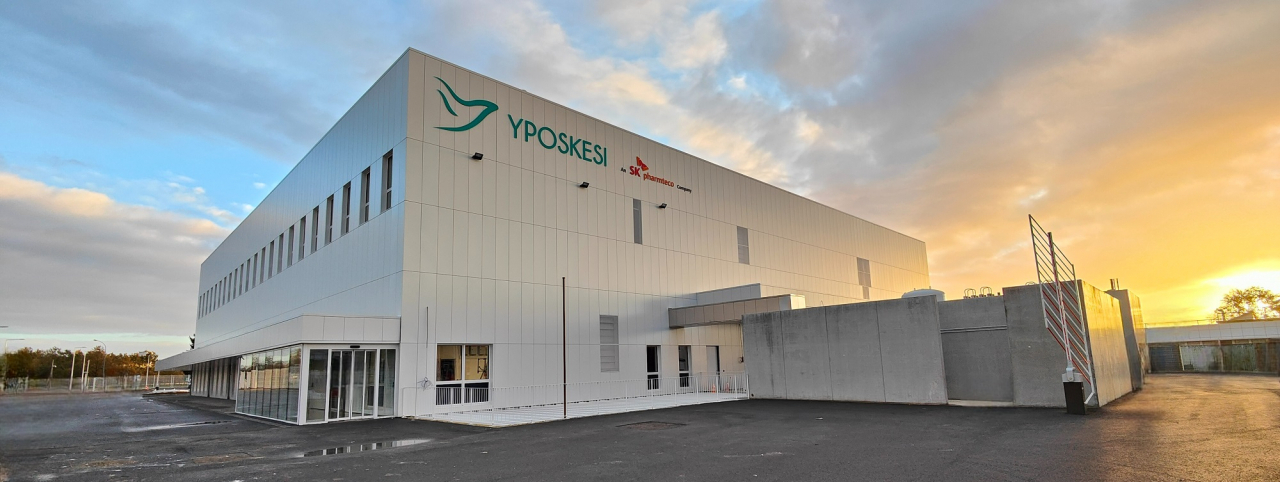 A photo shows Yposkesi’s new biomanufacturing facility in Genopole campus, France. (SK pharmteco)