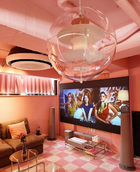 Netflix and Chill, a studio apartment furnished as a private cinema and rentable by the hour, where visitors can enjoy watching different streaming services (Courtesy of Netflix and Chill)