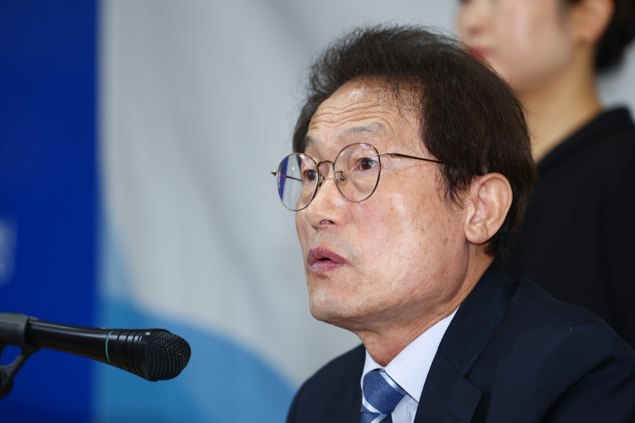 Seoul Education Superintendent Cho Hee-yeon speaks during a press conference held at the Seoul Metropolitan Education Office of Education in central Seoul on Thursday to mark the first anniversary of his office. (Yonhap)