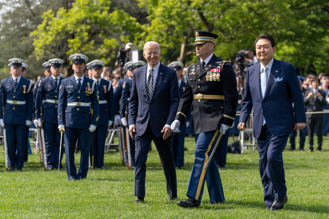 President Joe Biden and President (left) of the Republic of Korea Yoon Suk Yeol review the troops during the Official State Arrival Ceremony, Wednesday, April 26, 2023, on the South Lawn of the White House. (Photo - White House)