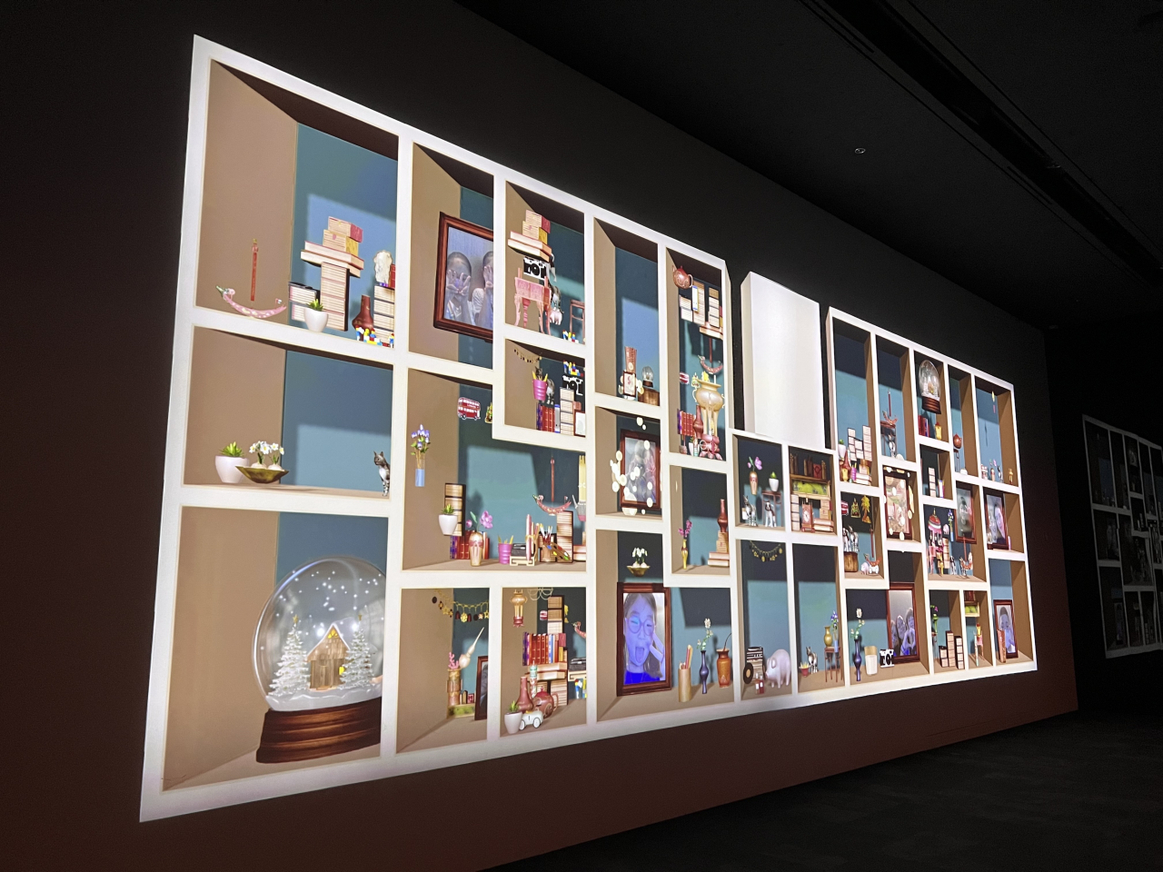 A digital wall with beloved artifacts that museum visitors have chosen are showcased at the NMK's Immersive Digital Gallery. (Kim Hae-yeon/ The Korea Herald)
