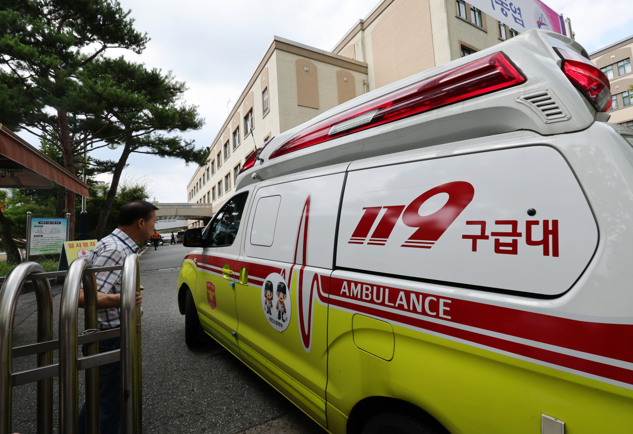 An ambulance has arrived at a high school in Daedeok-gu, Daejeon on Friday after the stabbing incident happened. (Yonhap)