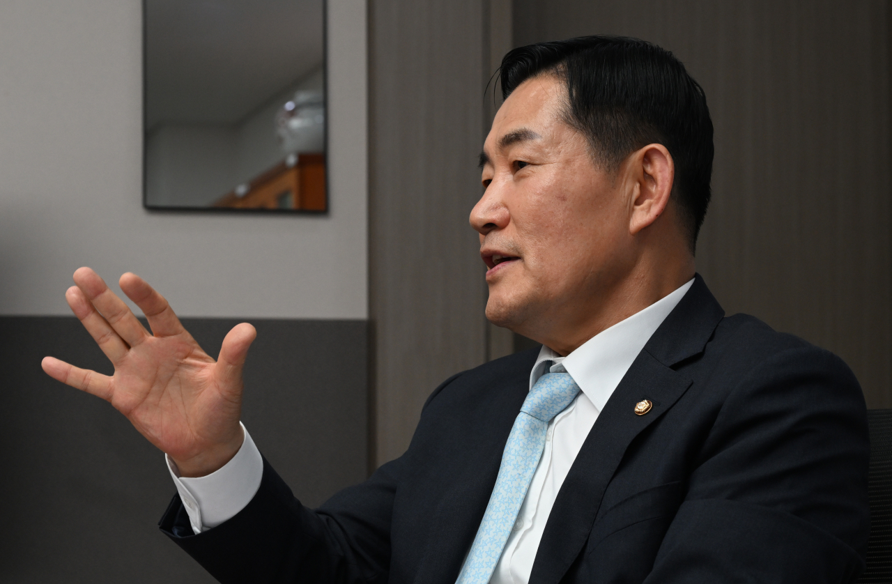 Ruling Party Rep. Shin Won-sik speaks to The Korea Herald during an interview on May 16 at his office at the National Assembly building in Seoul. (Im Se-jun/The Korea Herald)