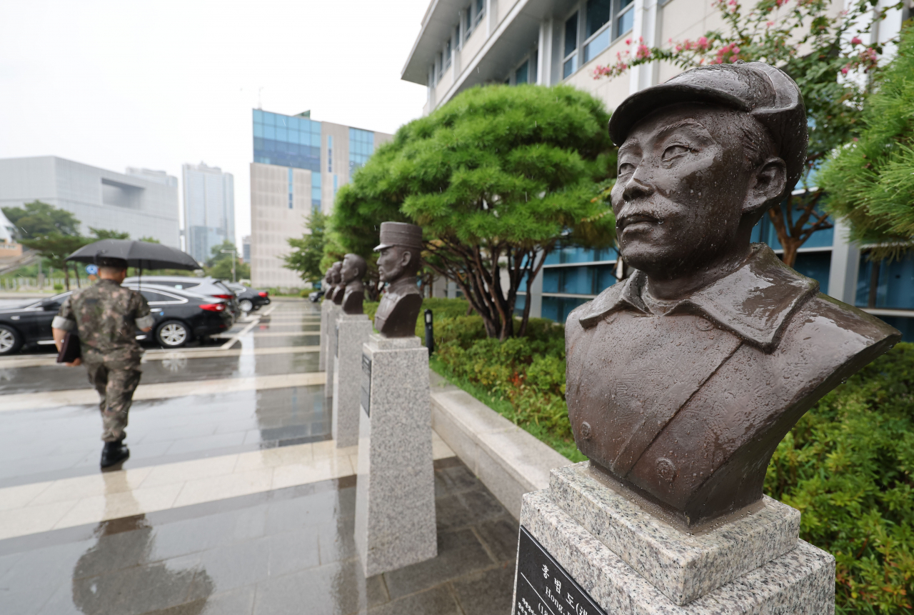 A bust of Gen. Hong Beom-do at the Ministry of Defense in Yongsan-gu, Seoul (Yonhap)