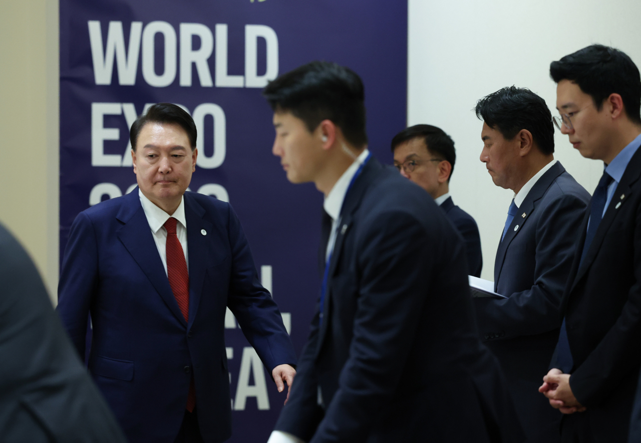 President Yoon Suk Yeol, who visited the United Nation's General Assembly last month, attends a Korea-Nepal summit in New York Sept. 21, local time, which is one of the series of bilateral summit to ask for the support for 2030 Busan World Expo. (Yonhap)