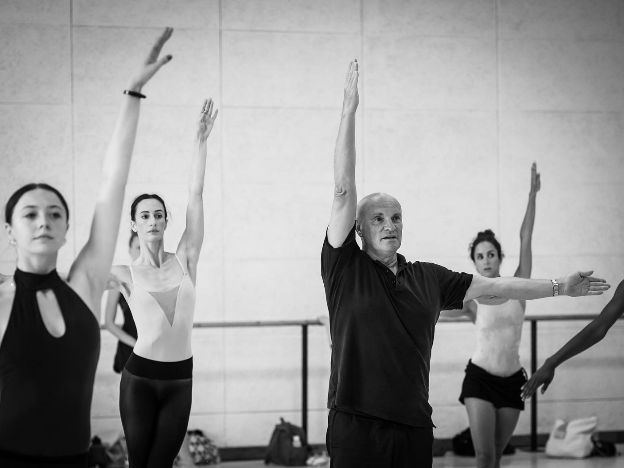 Jean-Christophe Maillot shows dance movements to dancers in a rehearsal. (Monte-Carlo Ballet Company)