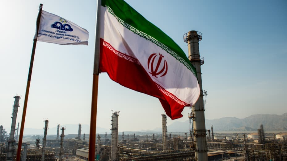 The Iranian flag flies above the new Phase 3 facility at the Persian Gulf Star gas condensate refinery in Bandar Abbas, Iran, Jan. 9, 2019. (Reuters)