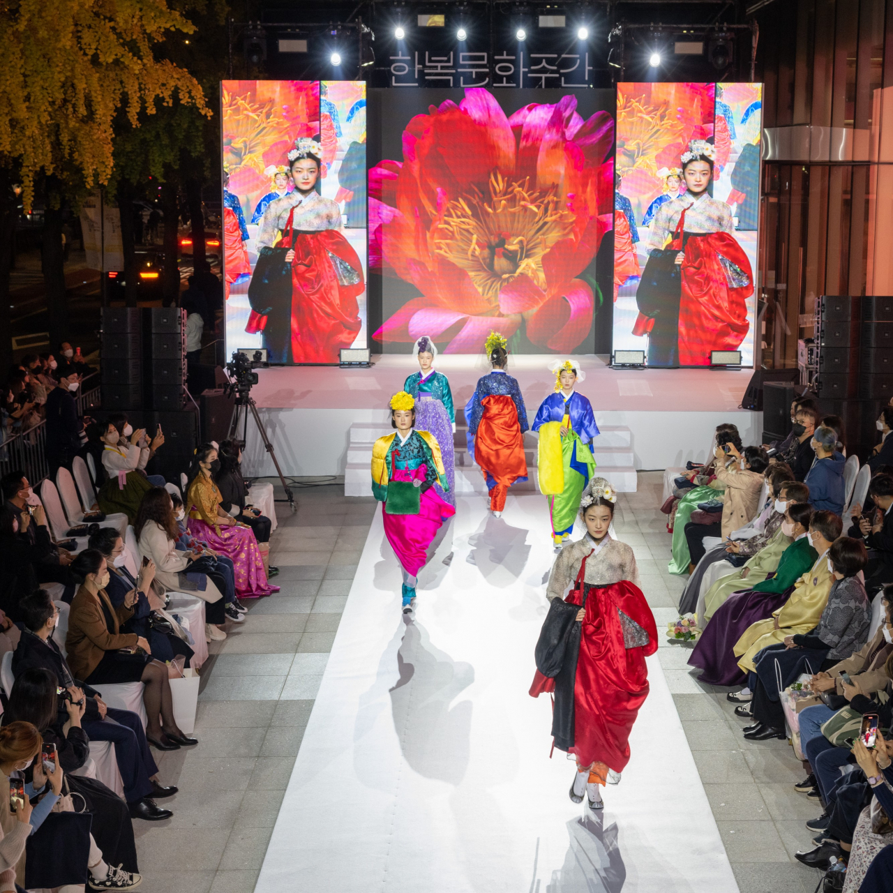 Models show hanbok fashion, in a previous Hanbok Culture Week. (KCDF)