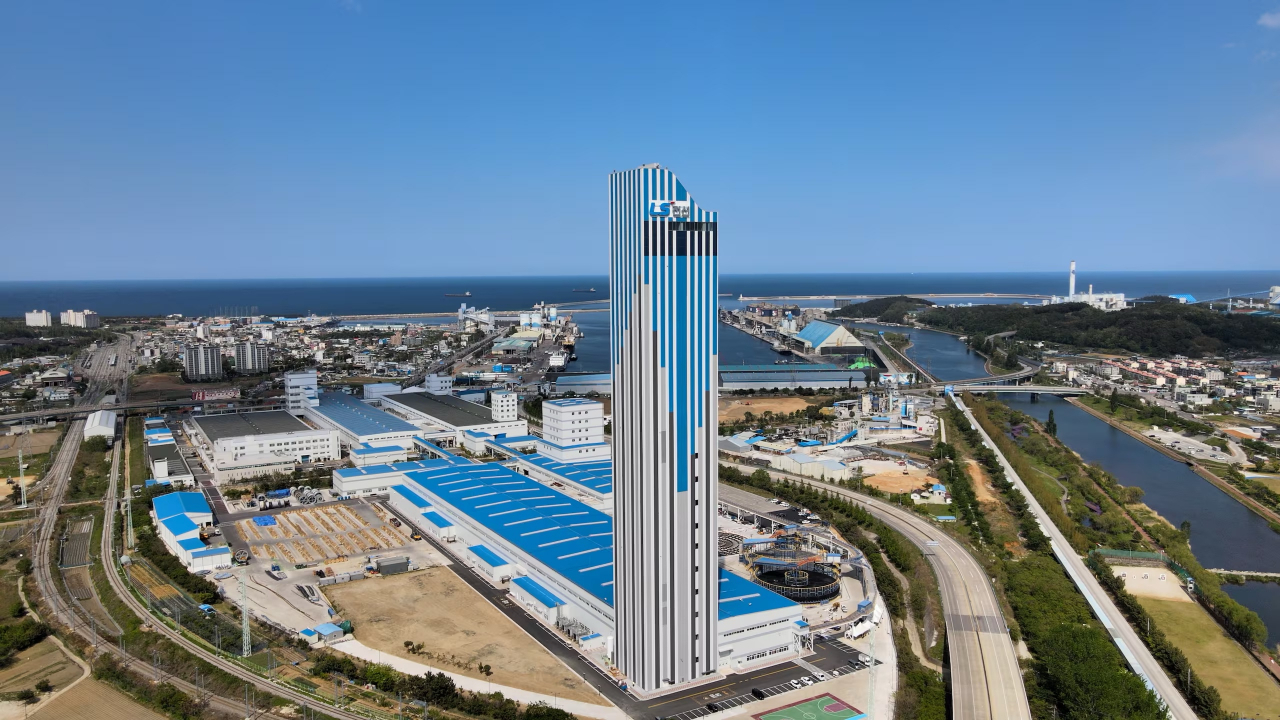 LS Cable's 172-meter-tall VCV tower in Donghae (LS Cable)