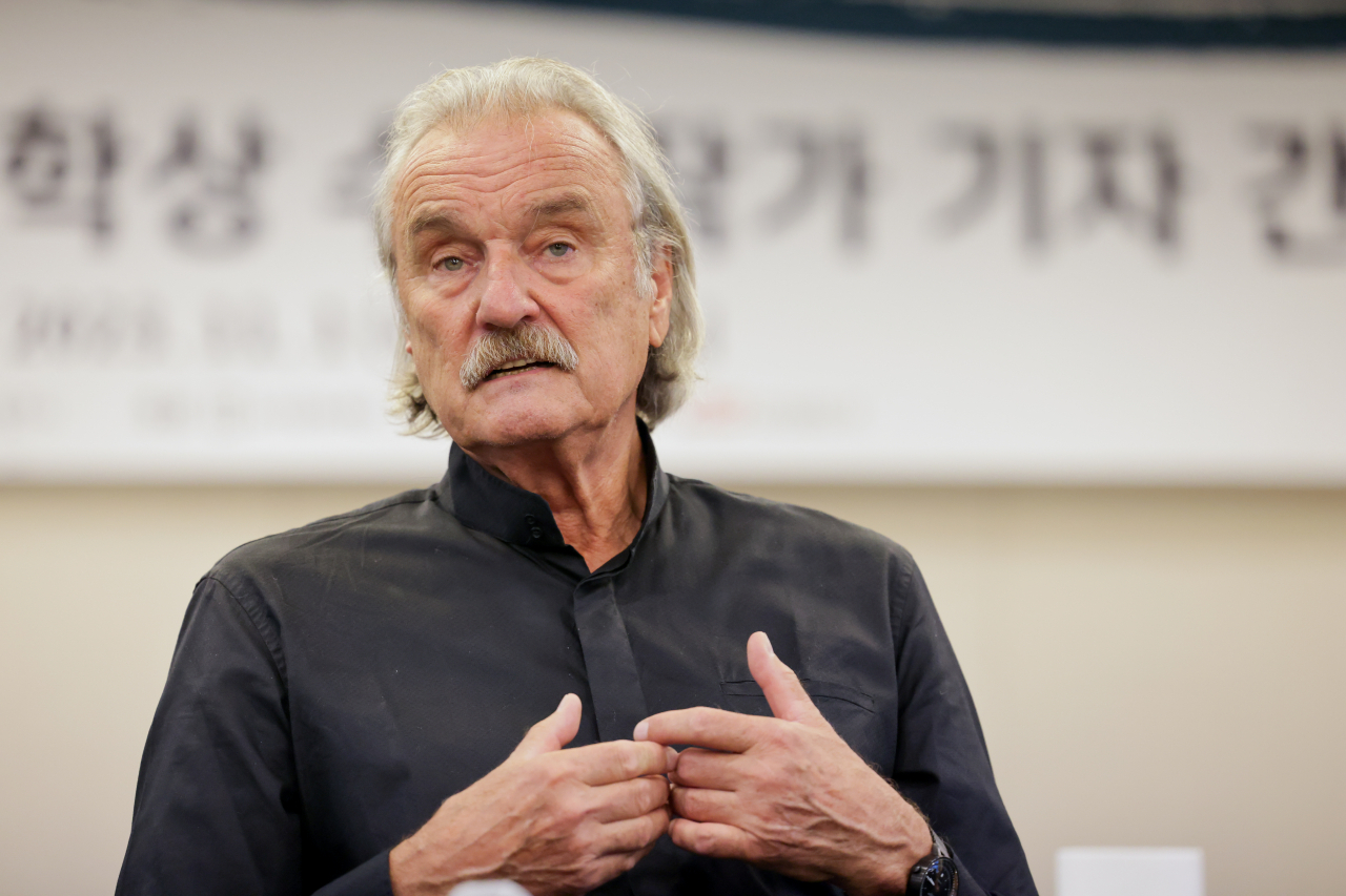 Christoph Ransmayr speaks during a press conference in Seoul, Wednesday. (Toji Culture Foundation)