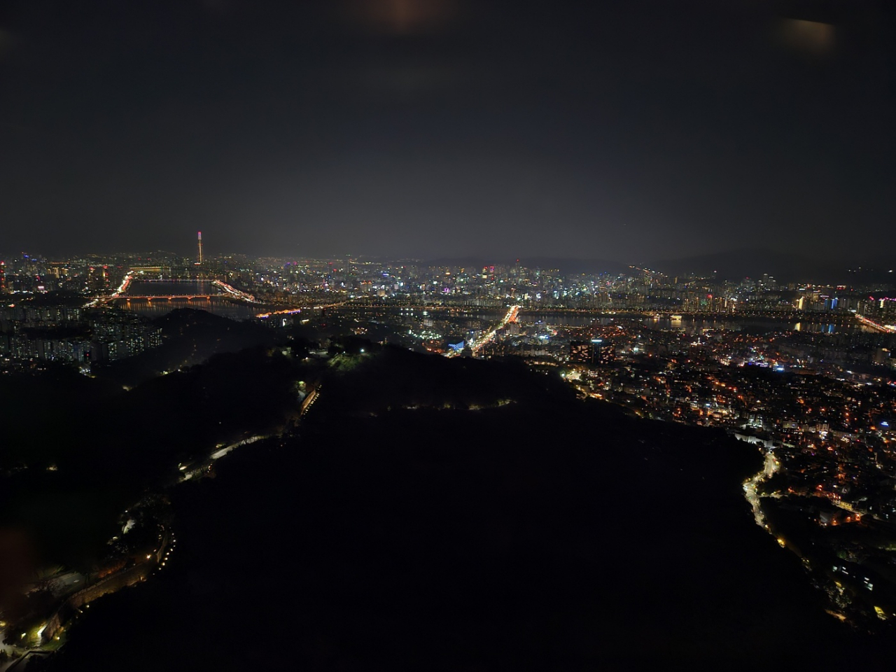 Night view of Seoul from n.Grill at N Seoul Tower in Seoul (Park Yuna/The Korea Herald)