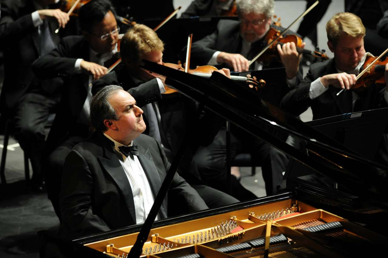 Pianist Yefim Bronfman (Lotte Concert Hall)