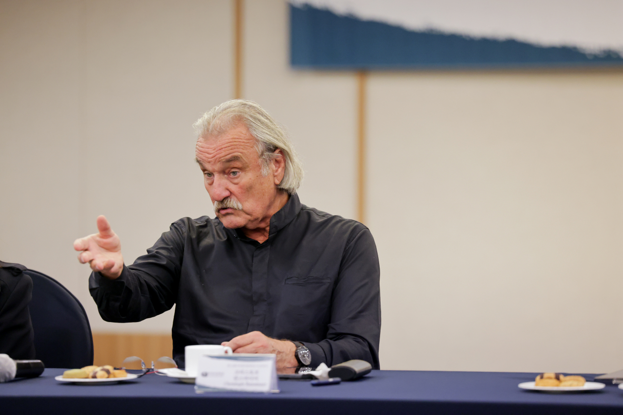 Christoph Ransmayr speaks during a press conference in Seoul, Wednesday. (Toji Culture Foundation)